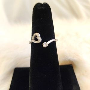 Little heart ring